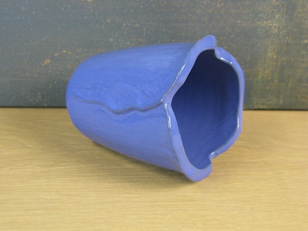 blue vase 129