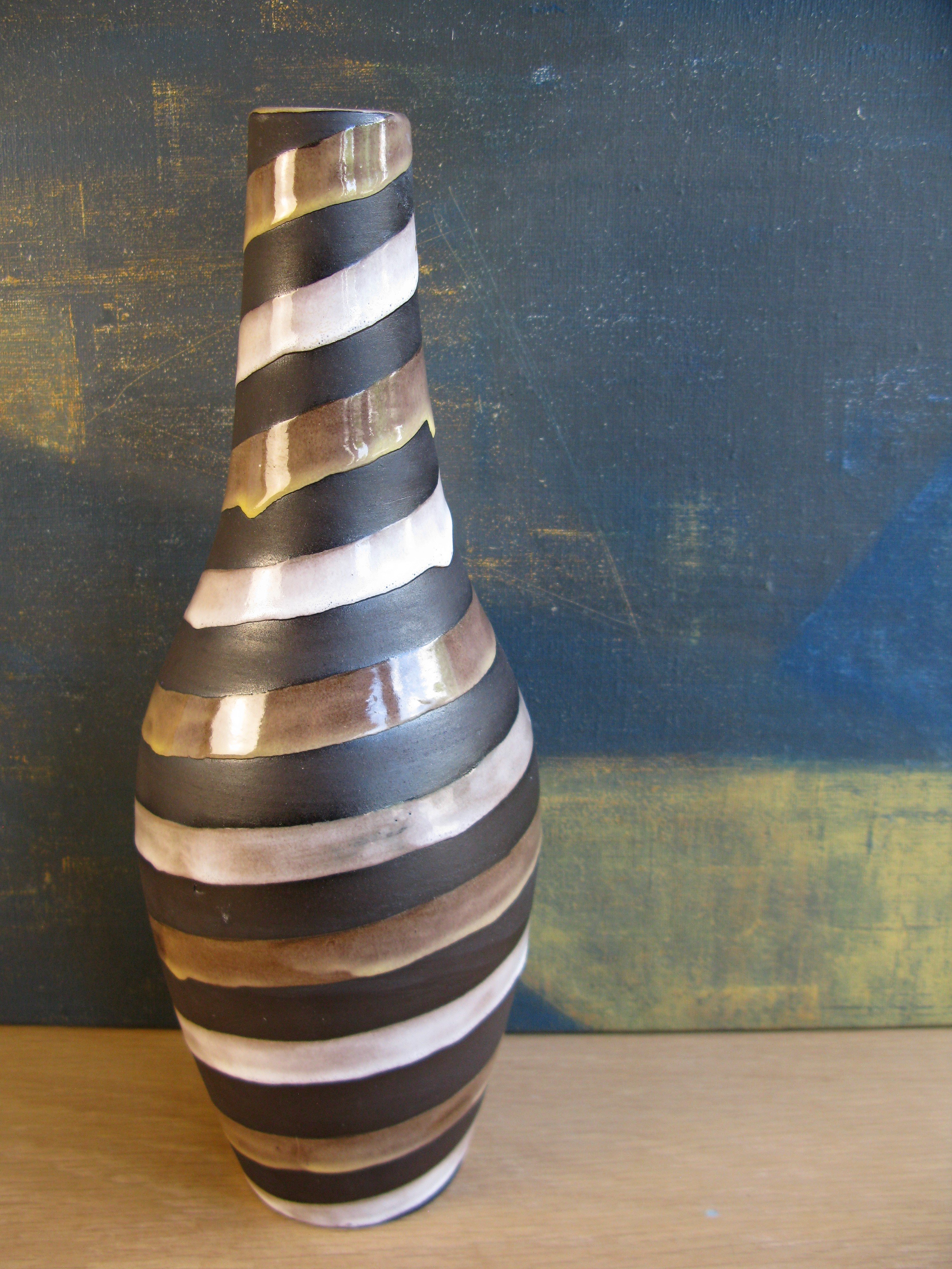 spiral vase 2050