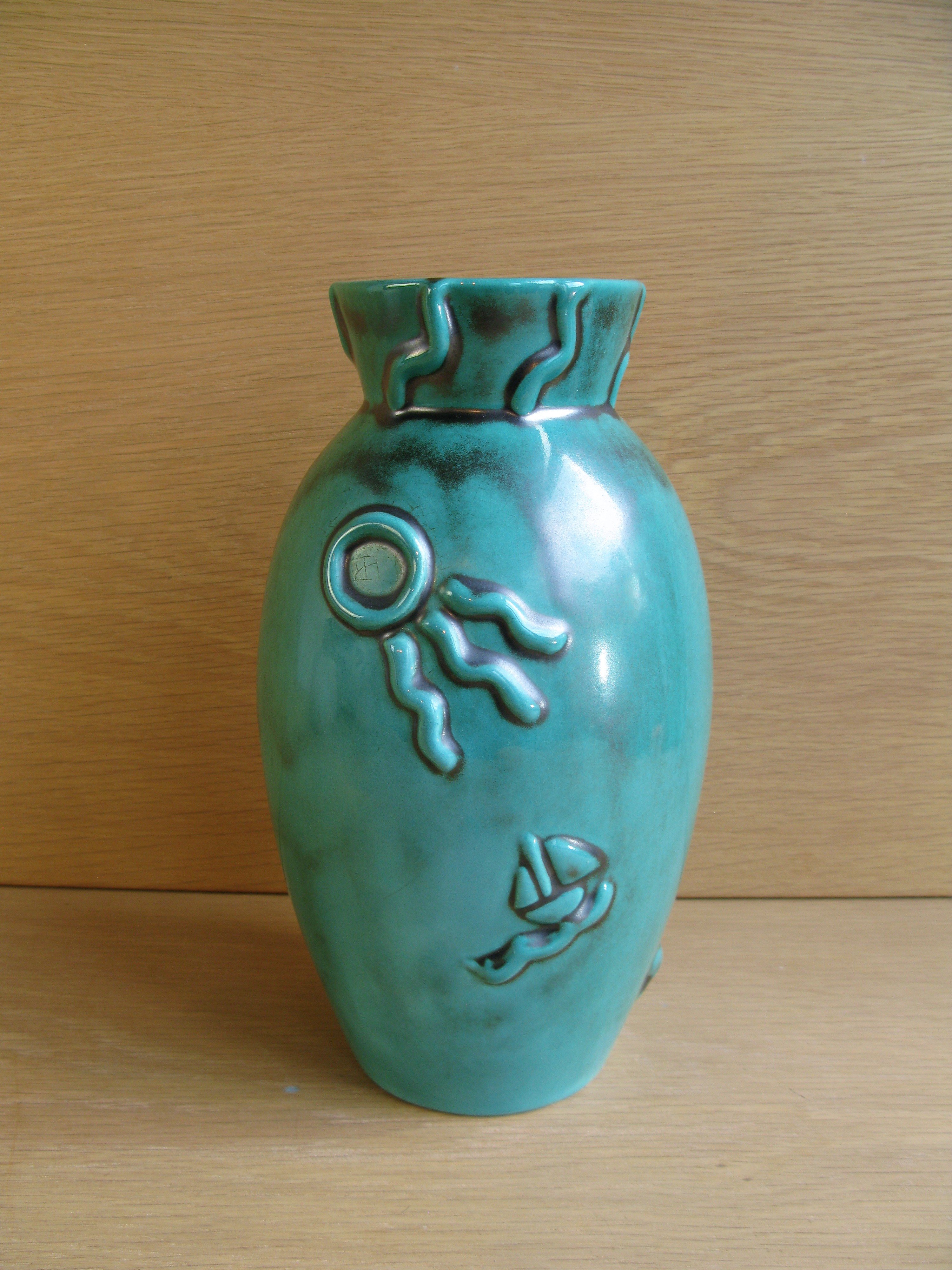 green vase 3052