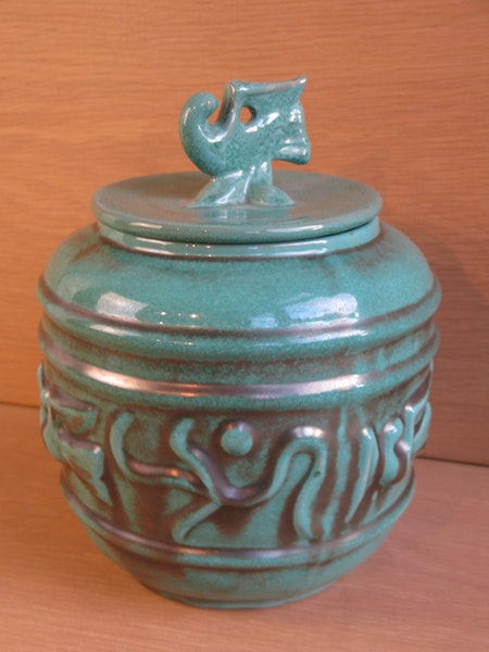green urn with lid 2617