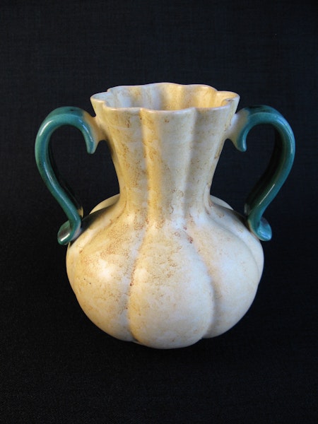 yellowish/green vase 294