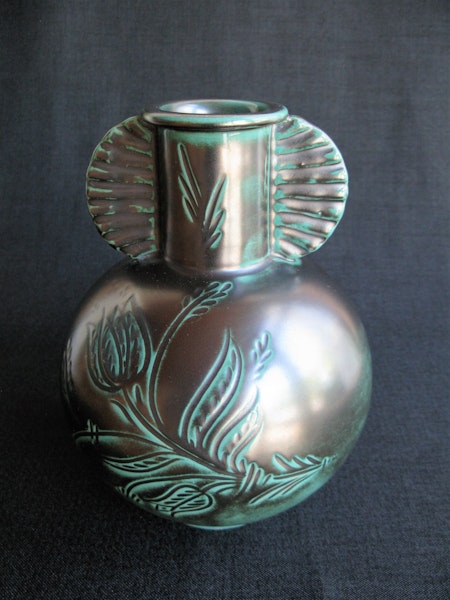 green vase 3097