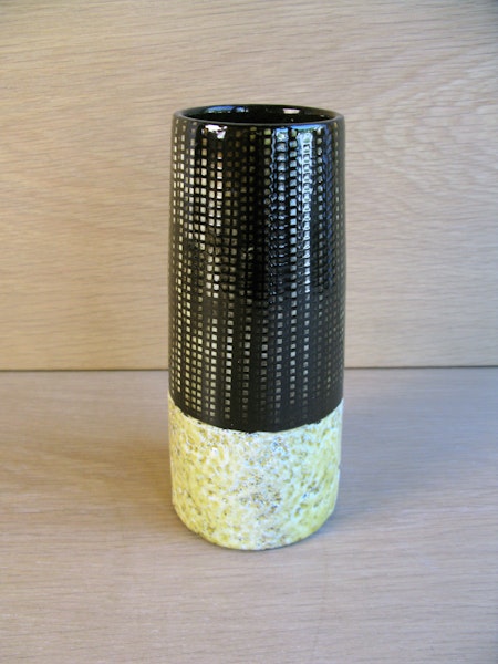 yondel vase 2433