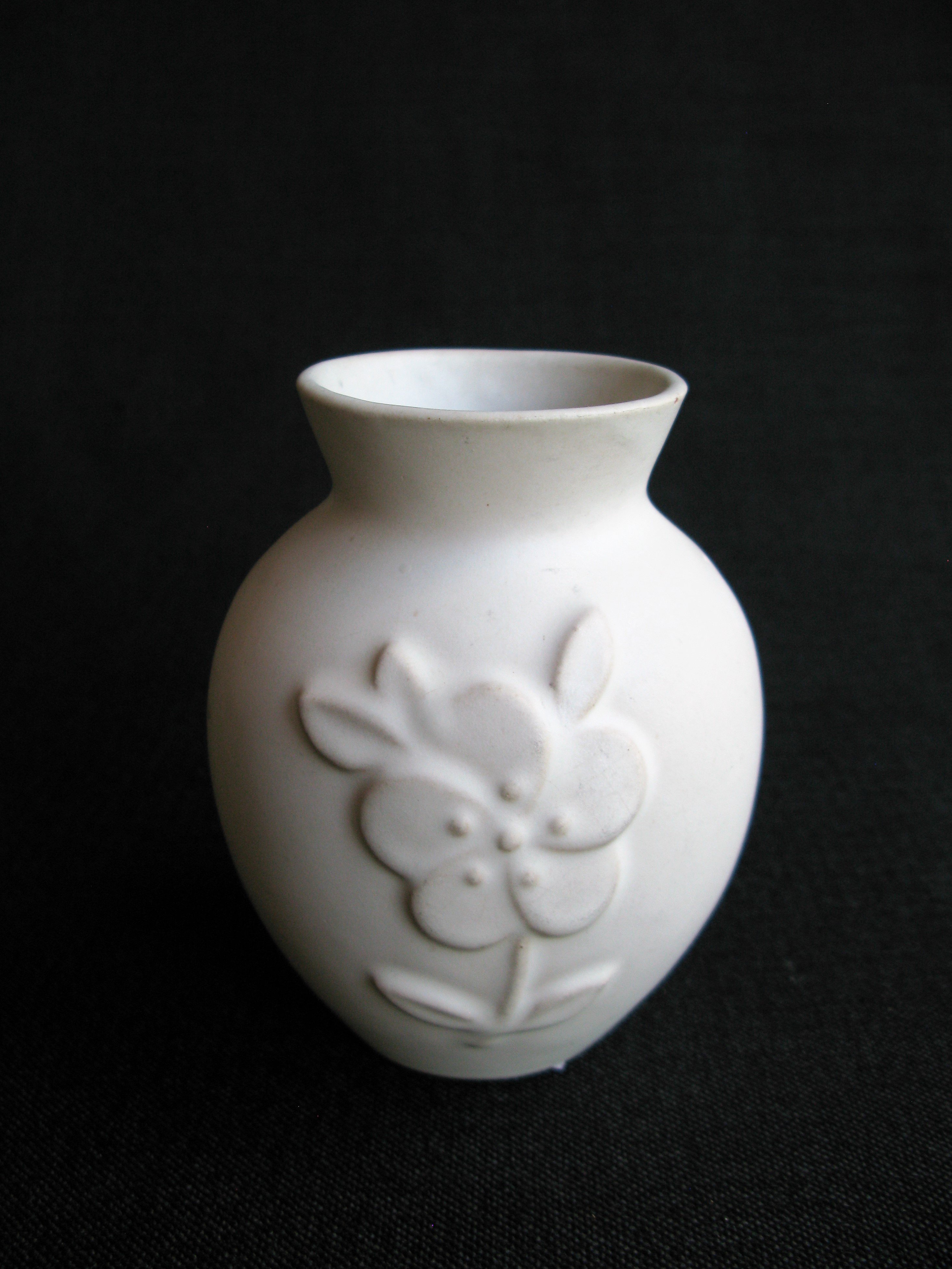 white vase 267