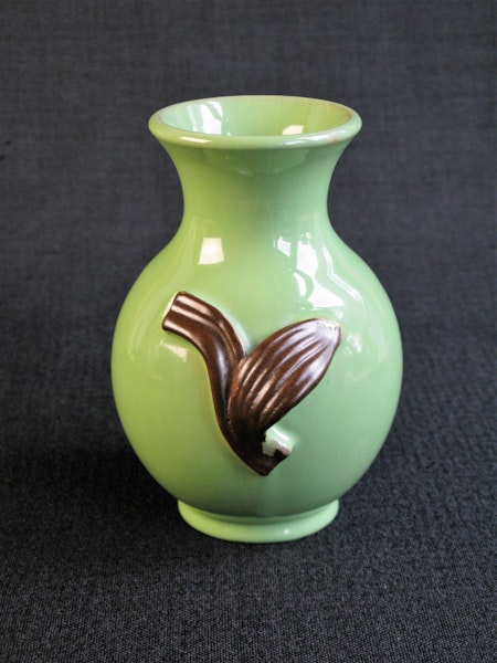 green/brown vase 433