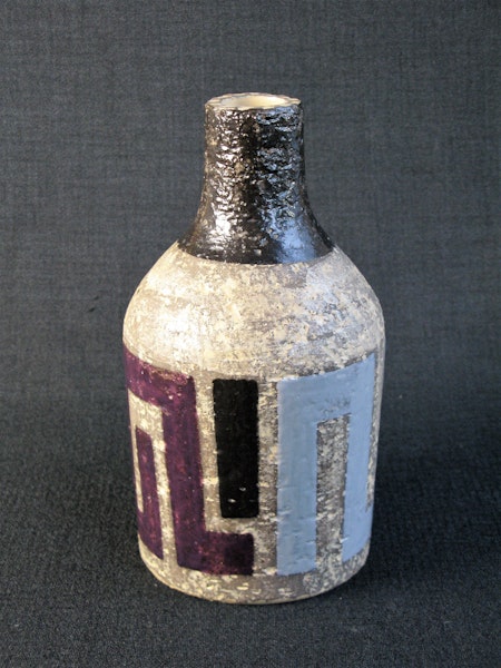 manana vase 4323