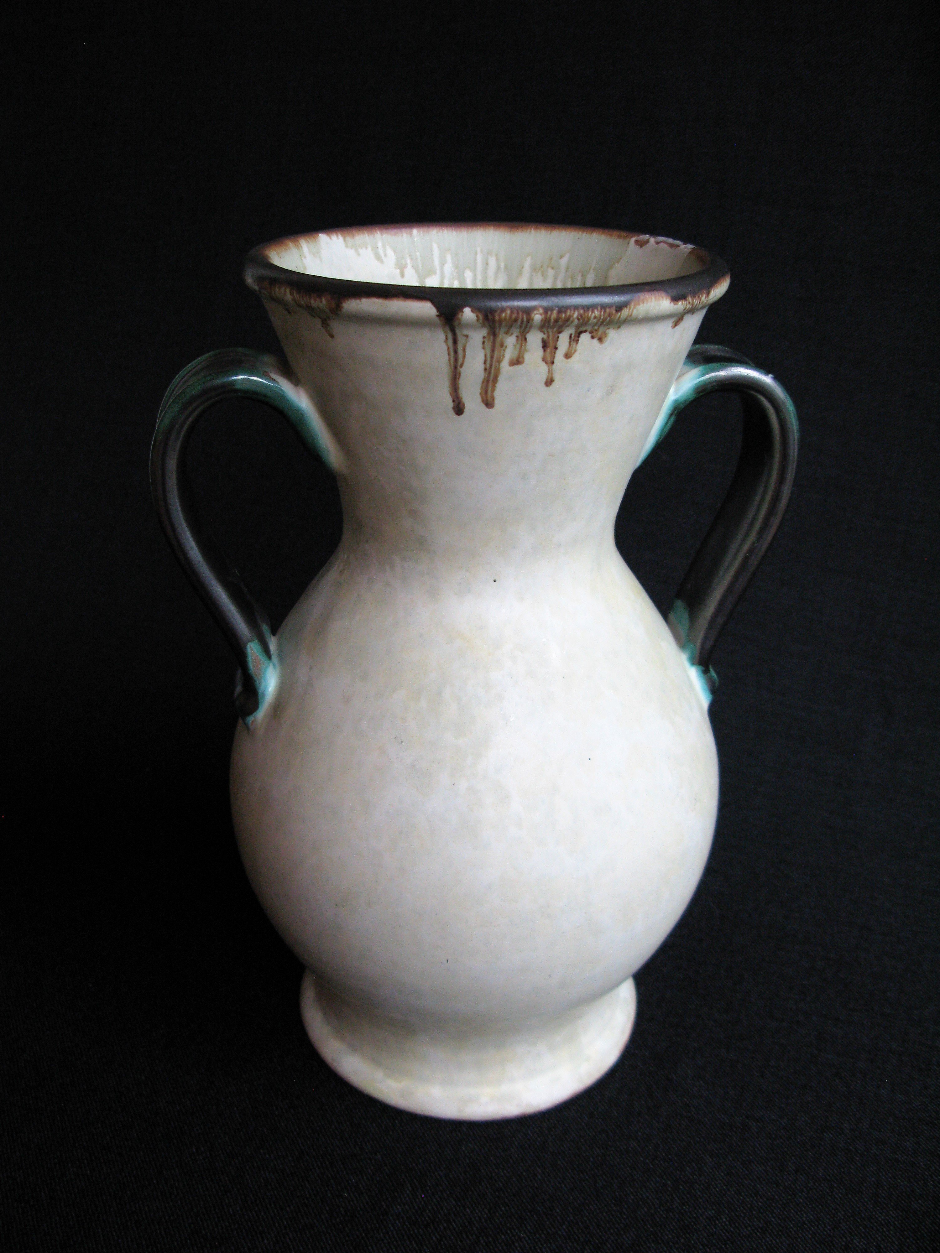 large greyish/green vase 302