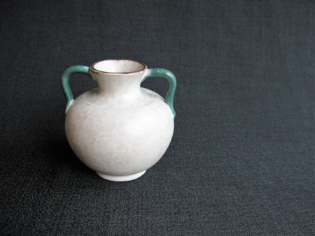 greyish/green vase 86
