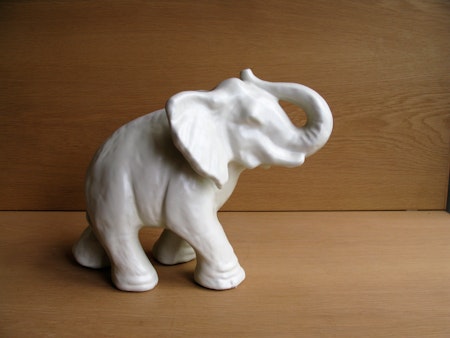 white elephant 3244