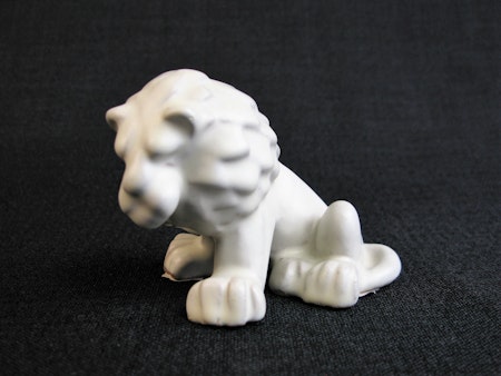 white lion 27 sold