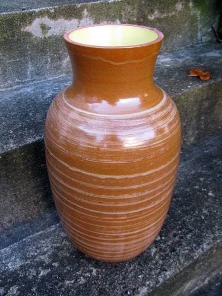 large vase 383