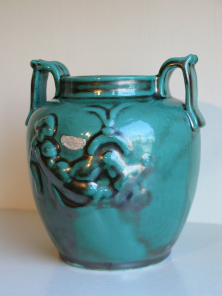 green vase 39