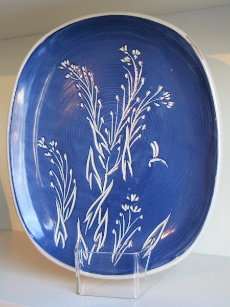 plant relief plate 103