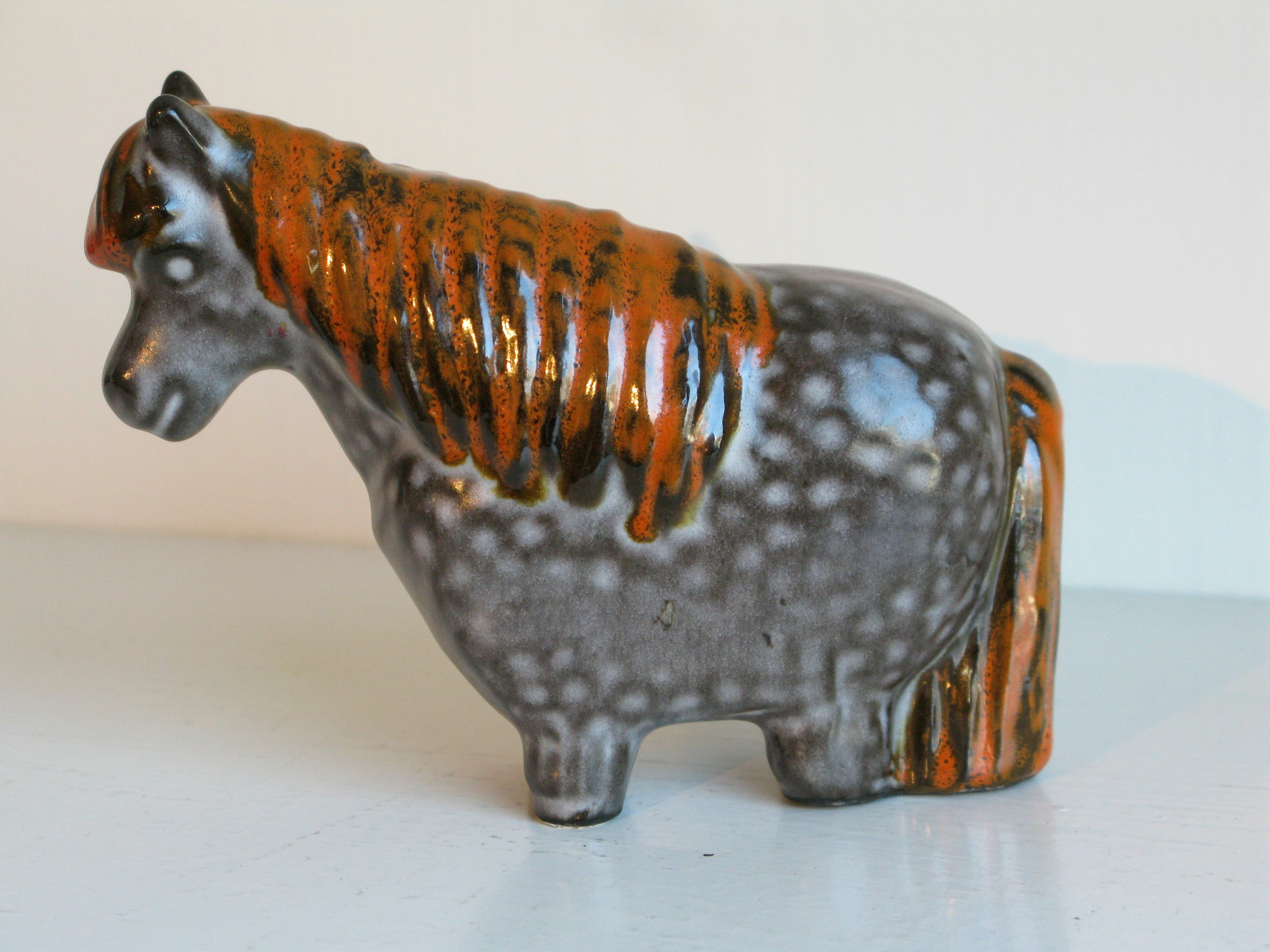 horse figure 0157d