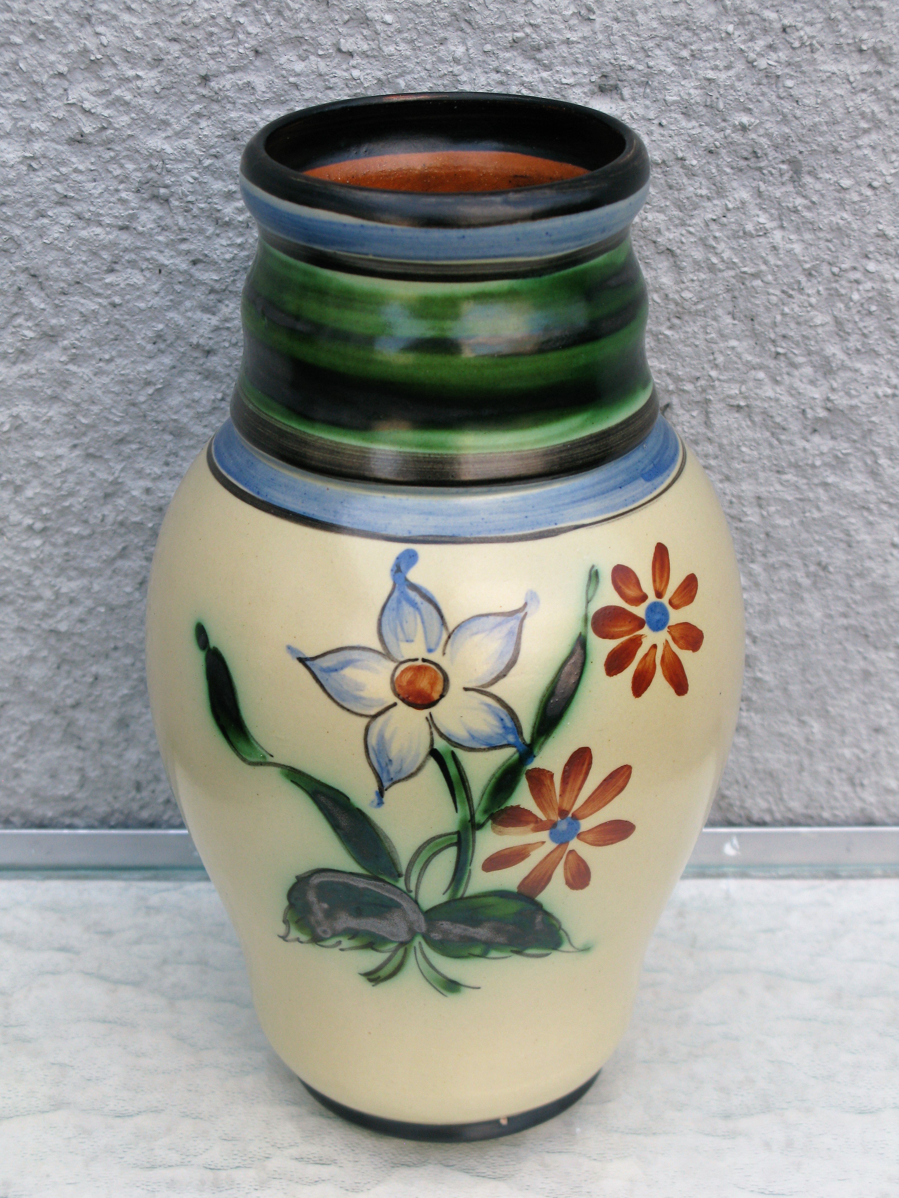 flower vase 1649