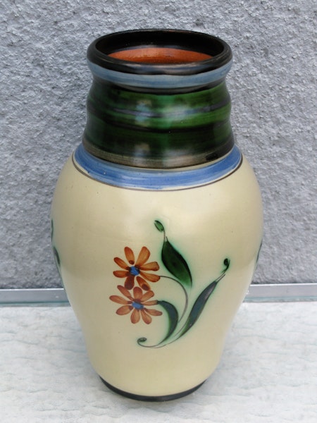 flower vase 1649