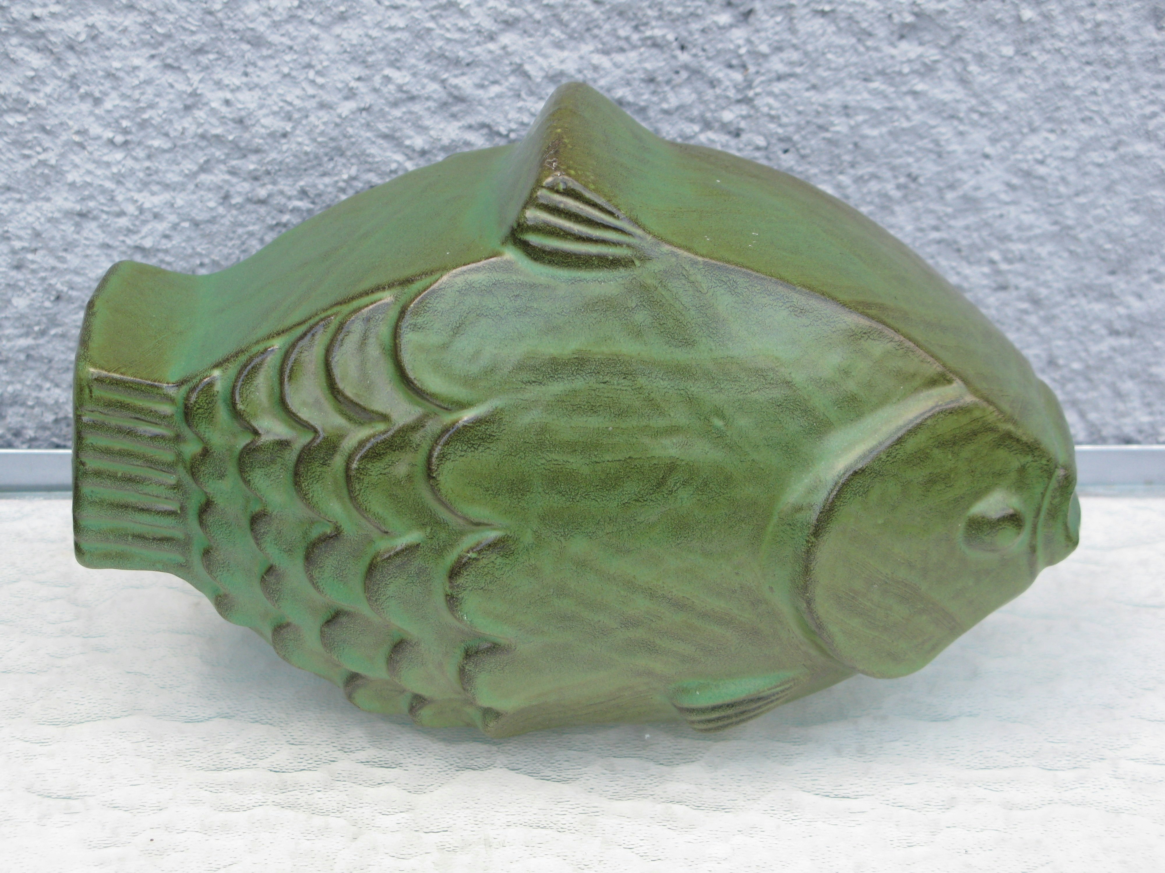 green heavy fish 4123h