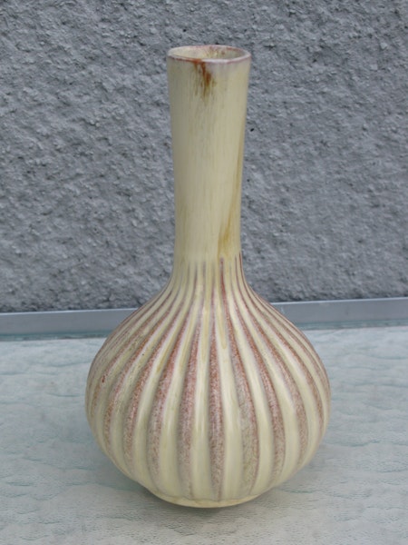 yellowish vase 718