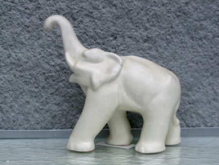 white elephant 8