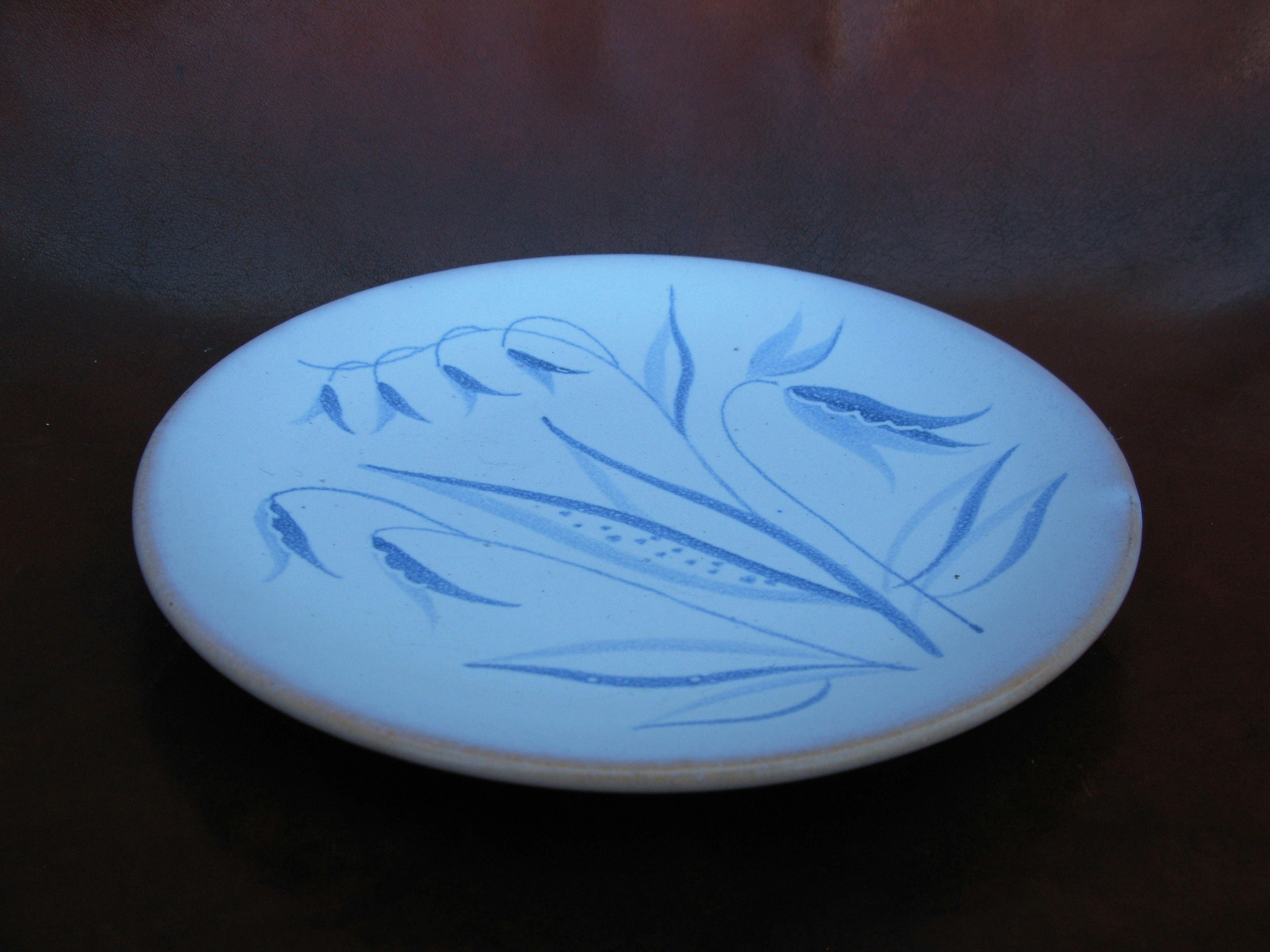 blue flora small plate 1