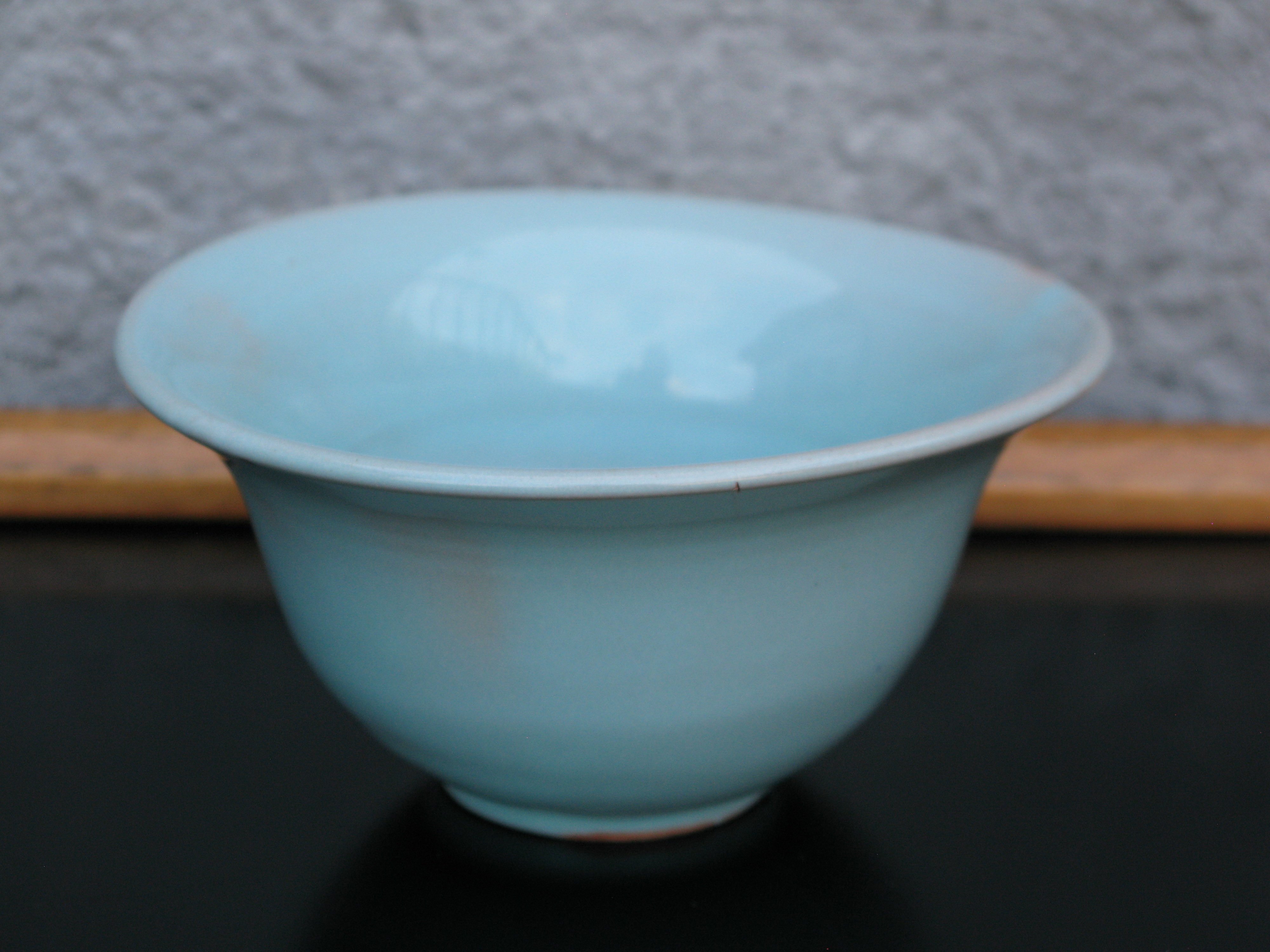 light green bowl 21-