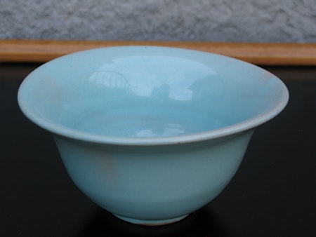light green bowl 21-