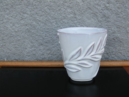 white vase 407