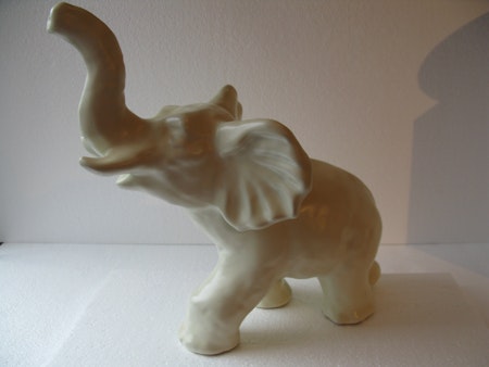 white elephant 102