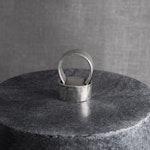 Oval box, oxiderad silverring