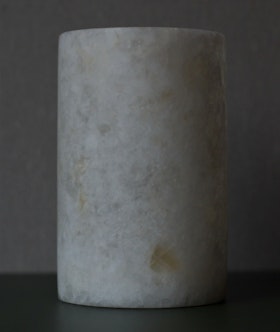 Ljuslykta alabaster 15 cm