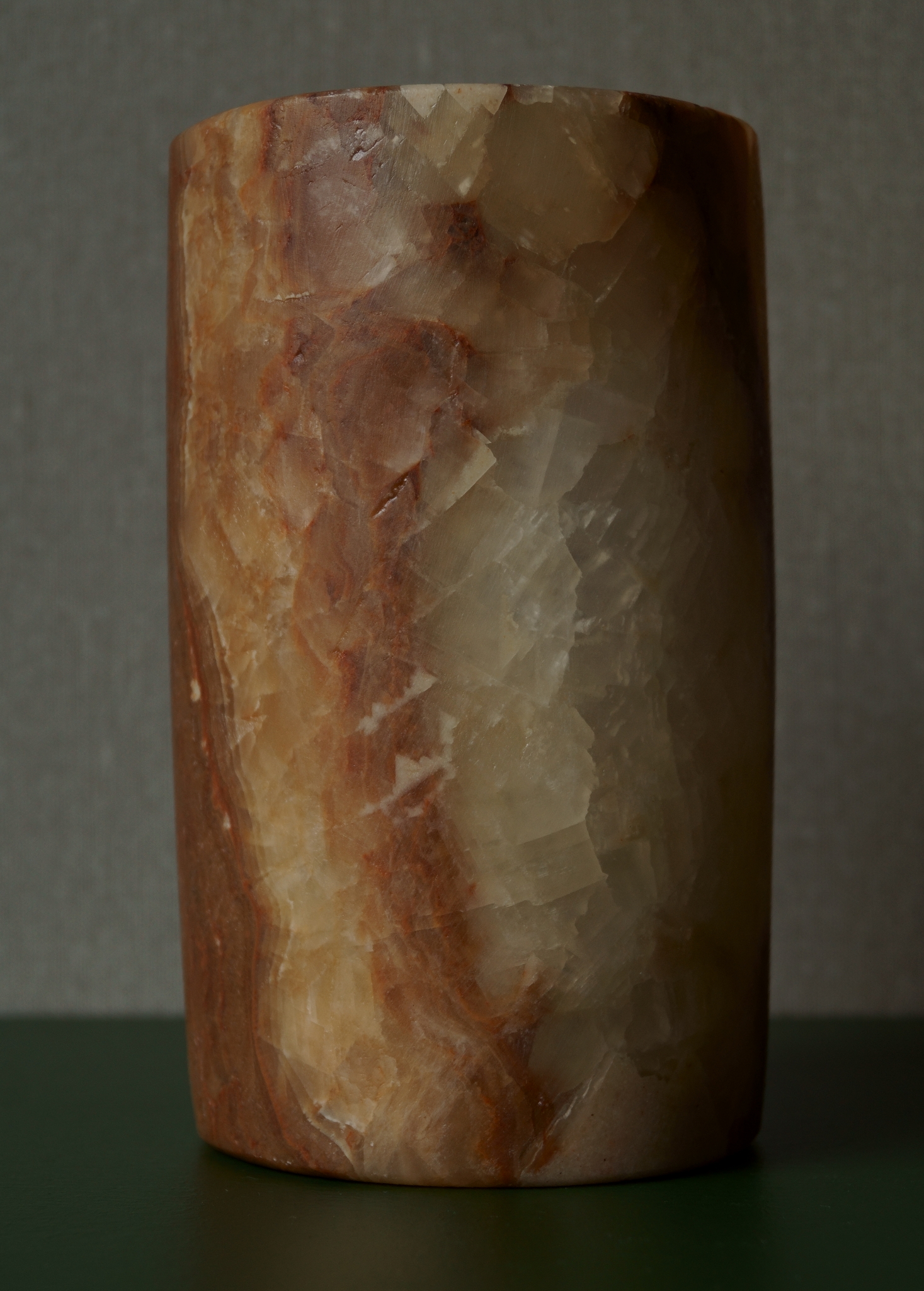Ljuslykta alabaster 17 cm
