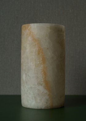 Ljuslykta alabaster 14.5 cm