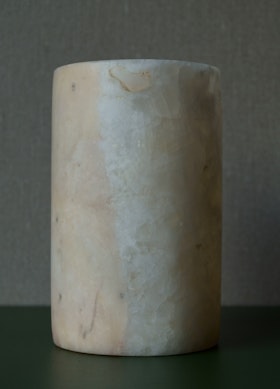 Ljuslykta alabaster 15 cm