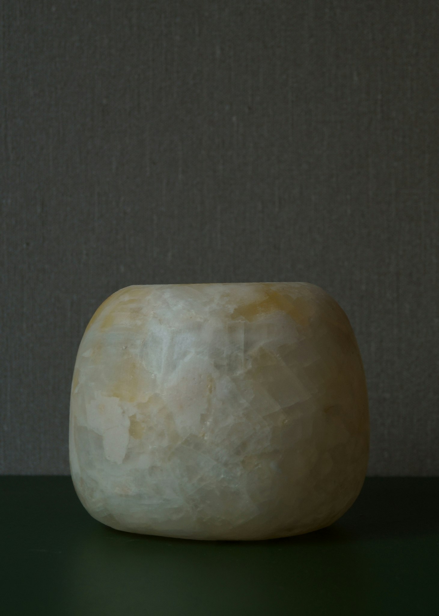 Ljuslykta alabaster 9.5 cm