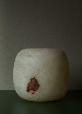 Ljuslykta alabaster 10.5 cm