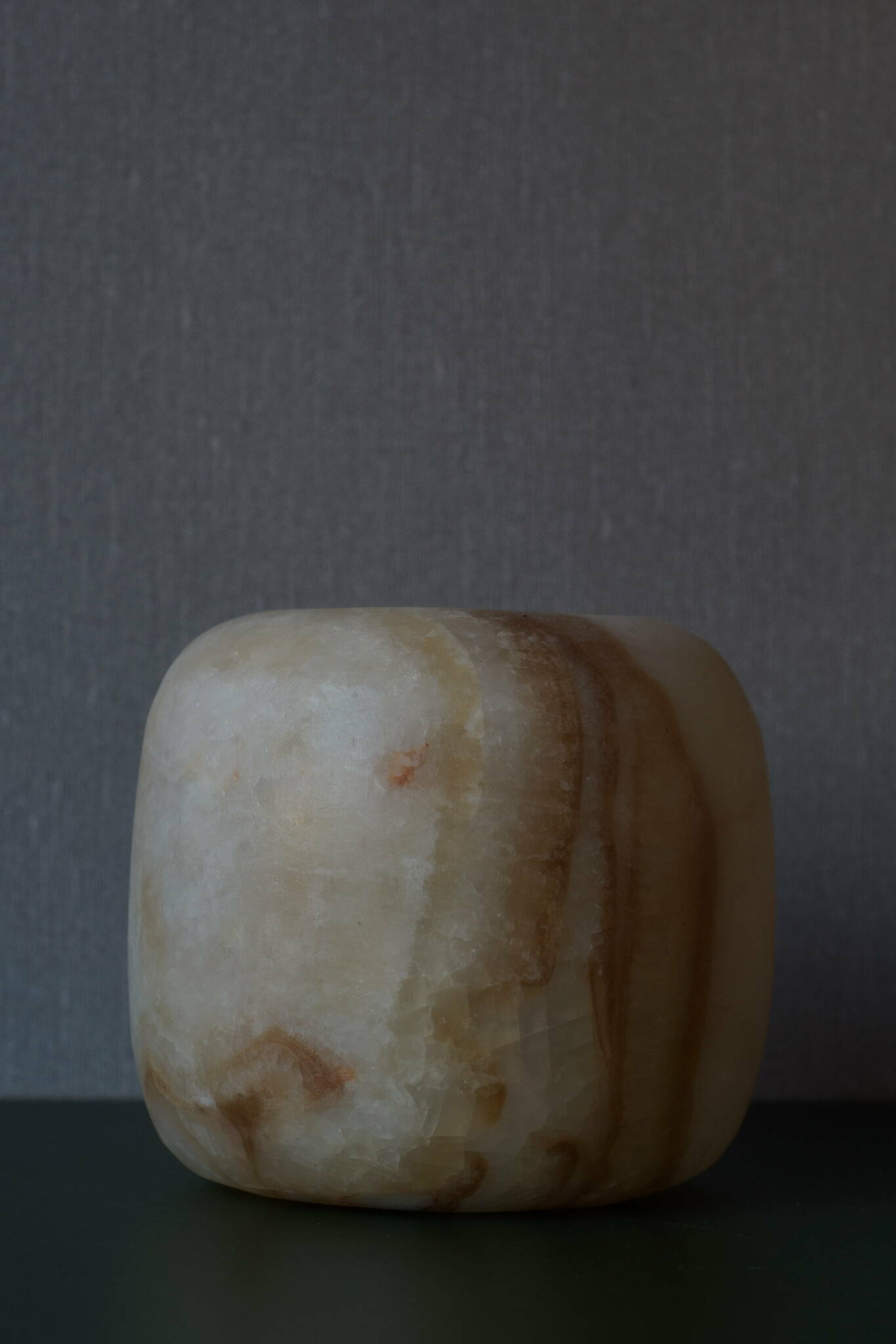 Ljuslykta alabaster 13 cm