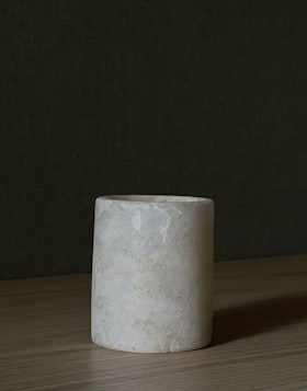 Ljuslykta alabaster 8 cm - helvit extra matt