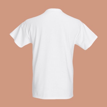 Titty neutral, vit t-shirt (lös passform)