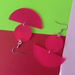 Utförsäljning örhängen: neonrosa (ord. 200 kr)