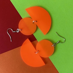 Utförsäljning örhängen: neonorange (ord. 200 kr)