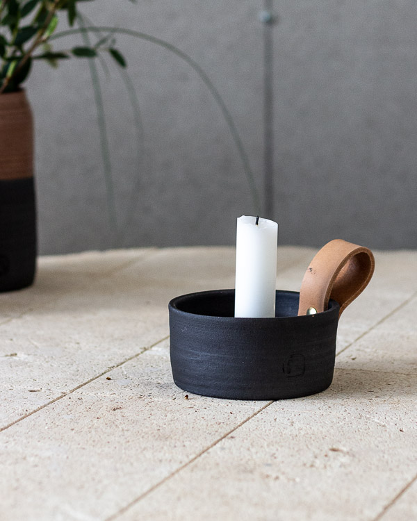 CANDLEHOLDER BLACK WITH LEATHER DETAIL