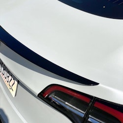 Model 3 Spoiler i ABS blank svart