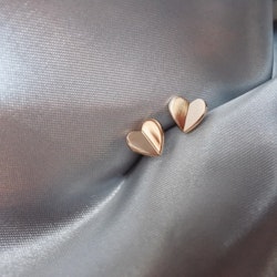 "Lucky Heart" earrings in gold