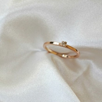 "Stardust" Ring in gold, choose gemstone