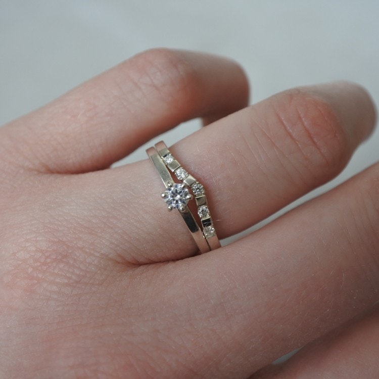 "Supernova Sparkle" 18K guldring med diamanter