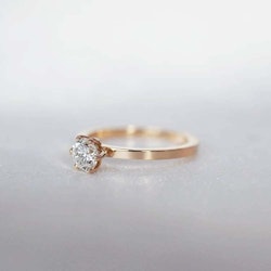 "North Star" ring med en 0.50ct W/SI diamant