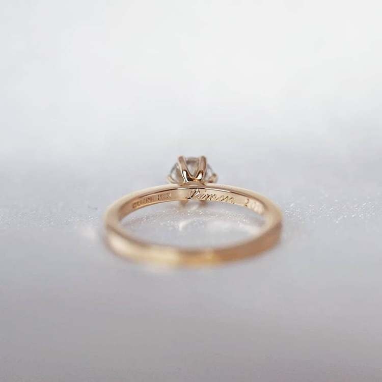 "North Star" ring med en 0.50ct W/SI diamant