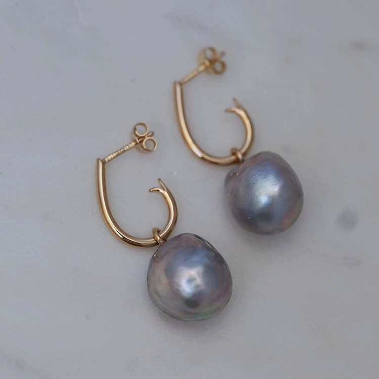 Big grey baroque freshwater pearl pendants to wear on "Drop hoops"