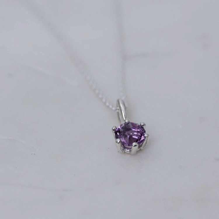 "Ransäter" necklace in silver with a swedish amethyst