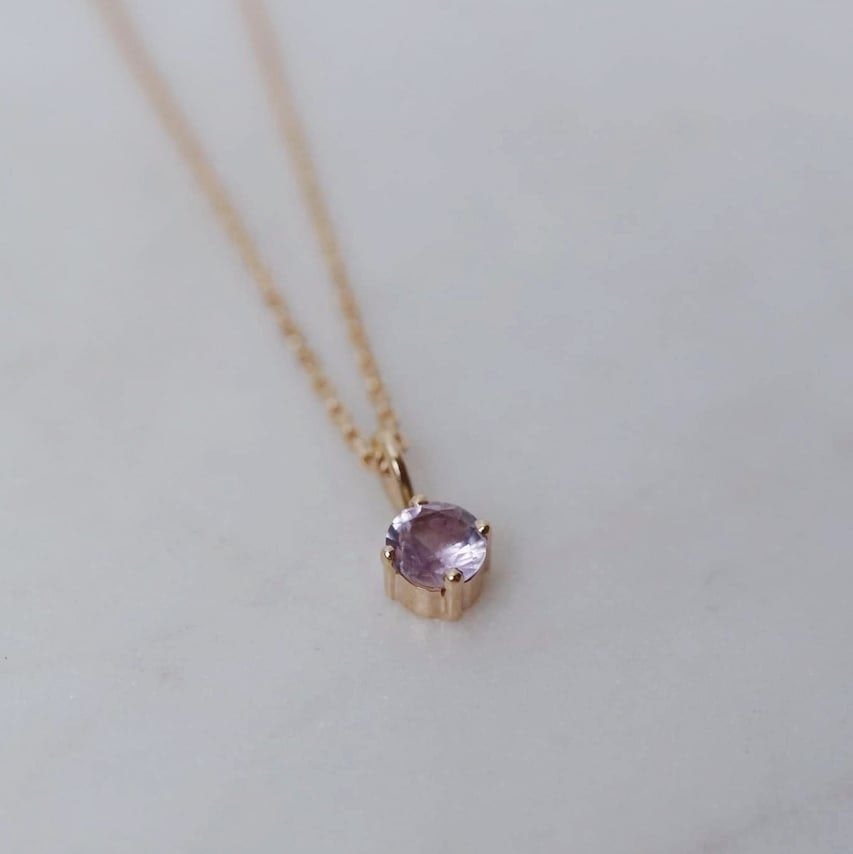 "Ransäter" pendant in gold with a amethyst from Värmland